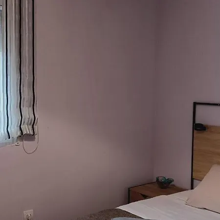 1 Homestay